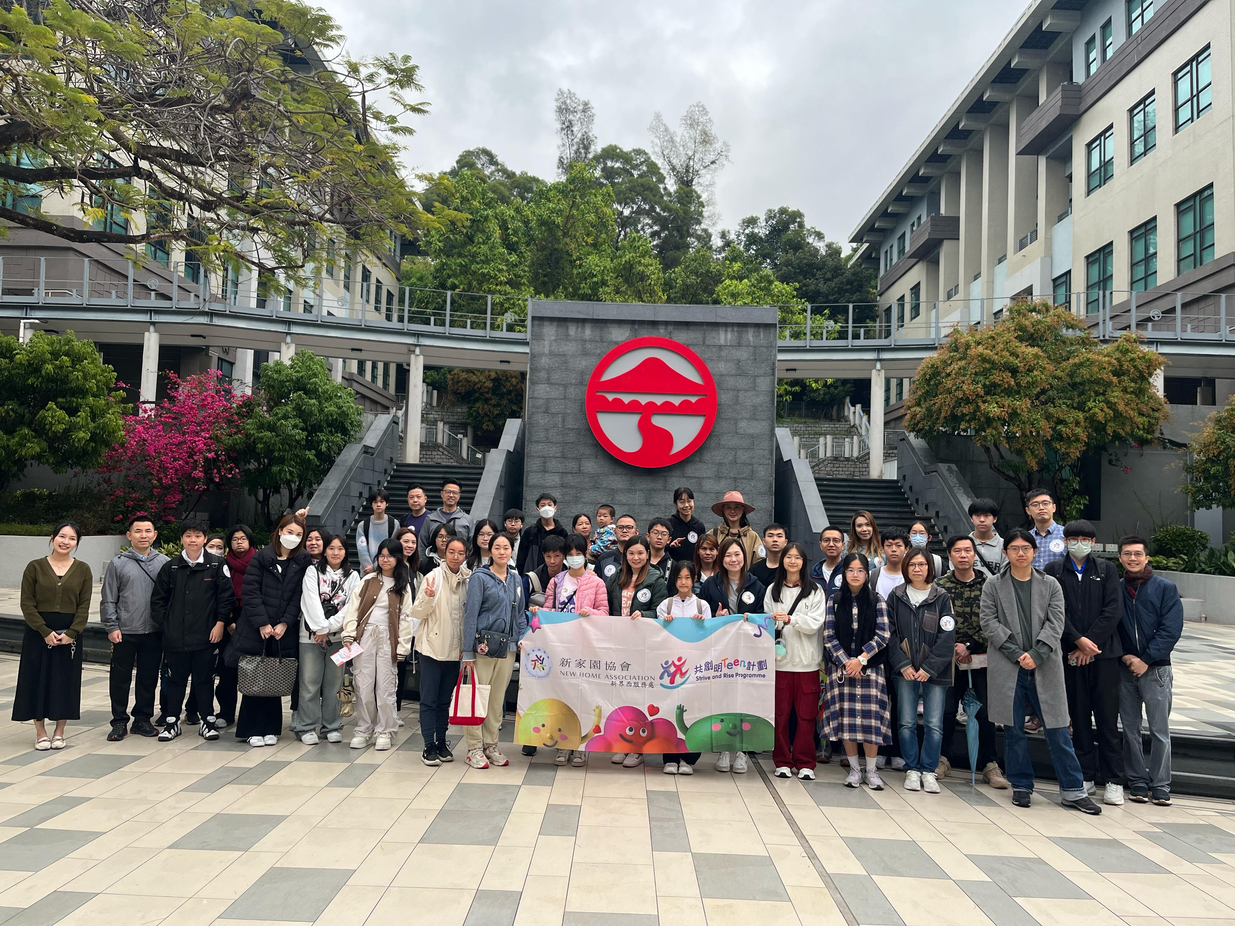fdd12a24-cca8-4f5b-a417-eb194f111d58.jpg