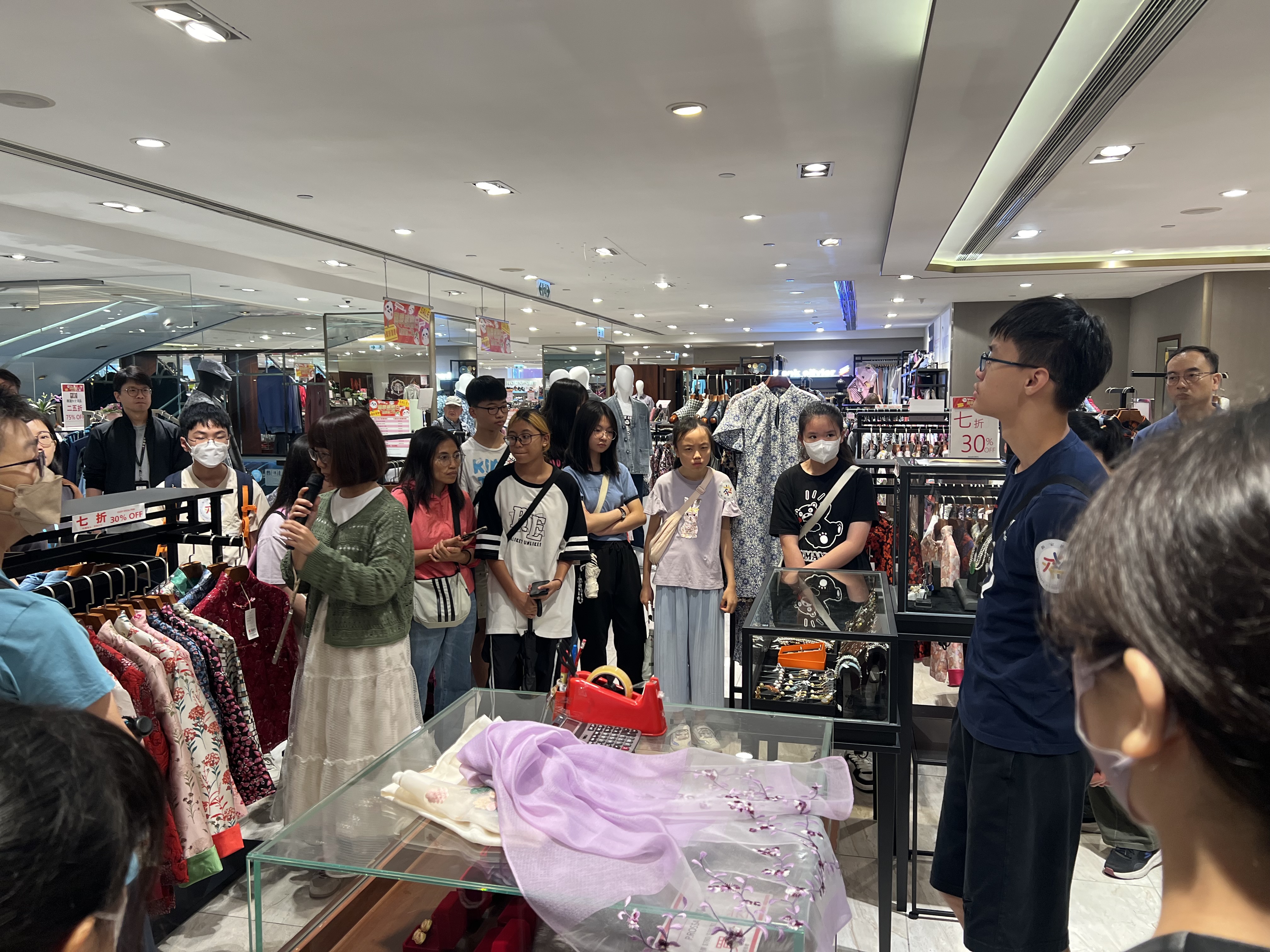 20250818 從國貨認識百貨業相片_NHA(6).jpg