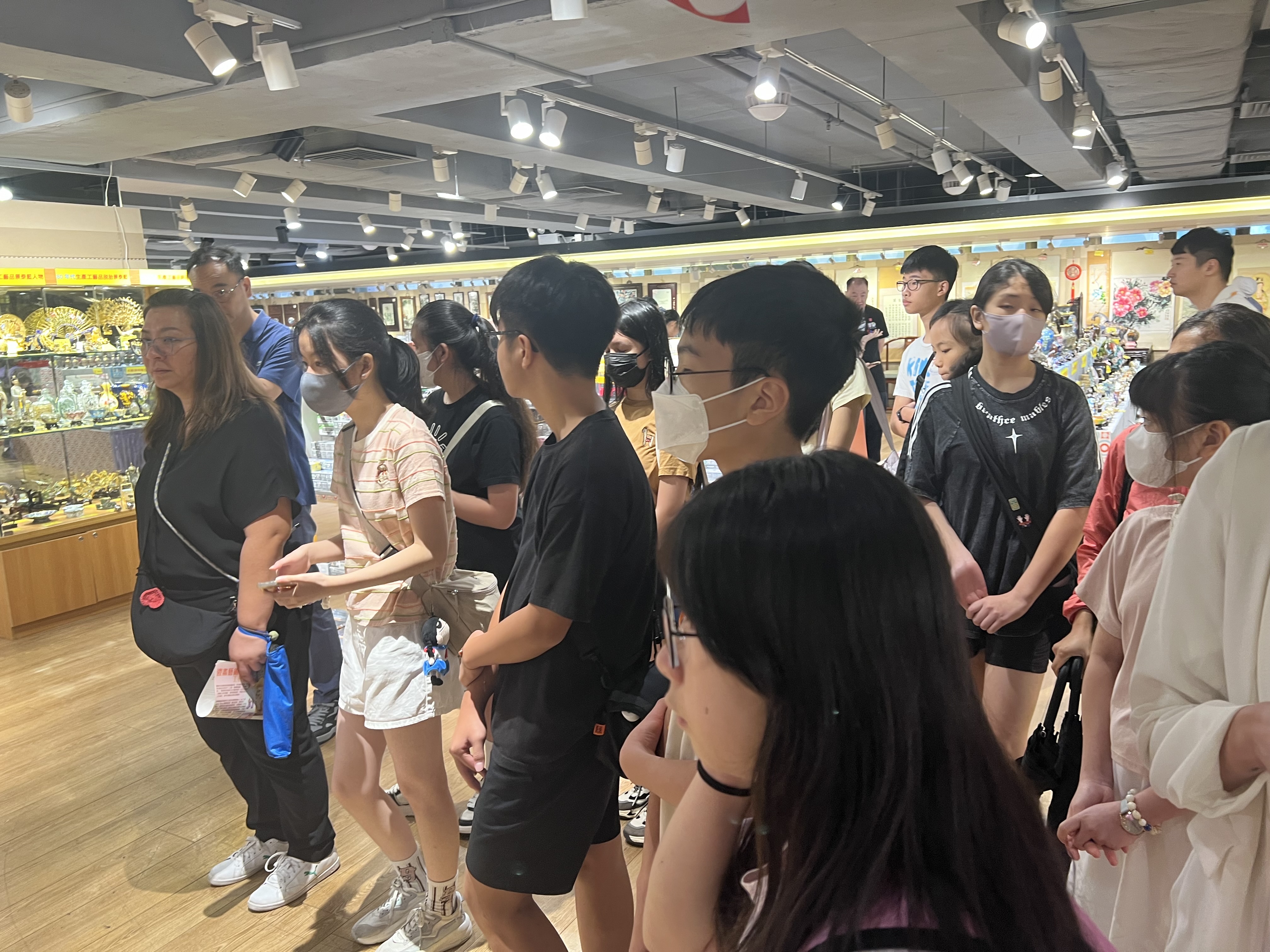 20250818 從國貨認識百貨業相片_NHA(7).jpg