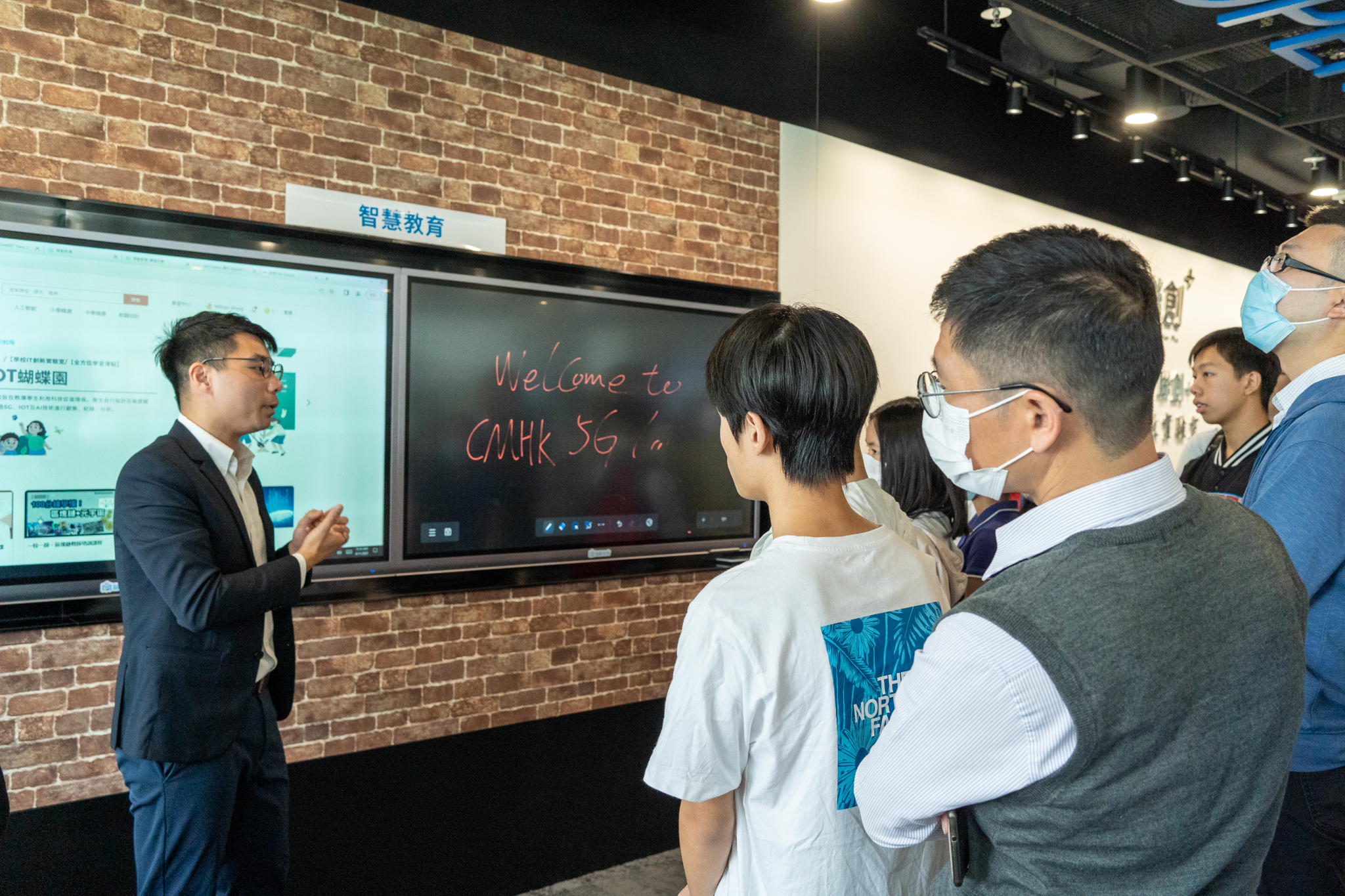 1683268352420.jpg DSC09879.jpg