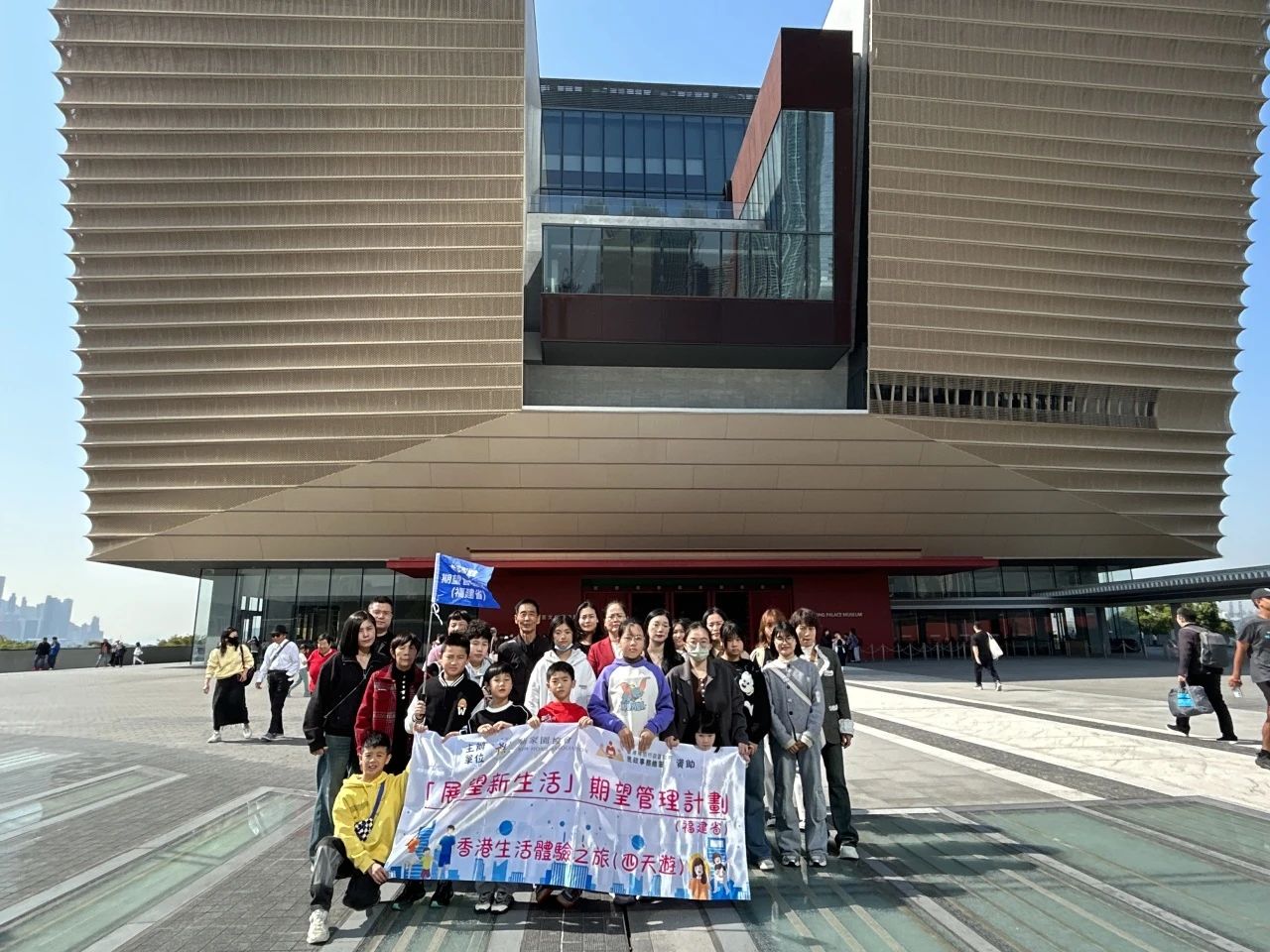 1743405677654.jpg 6.jpg