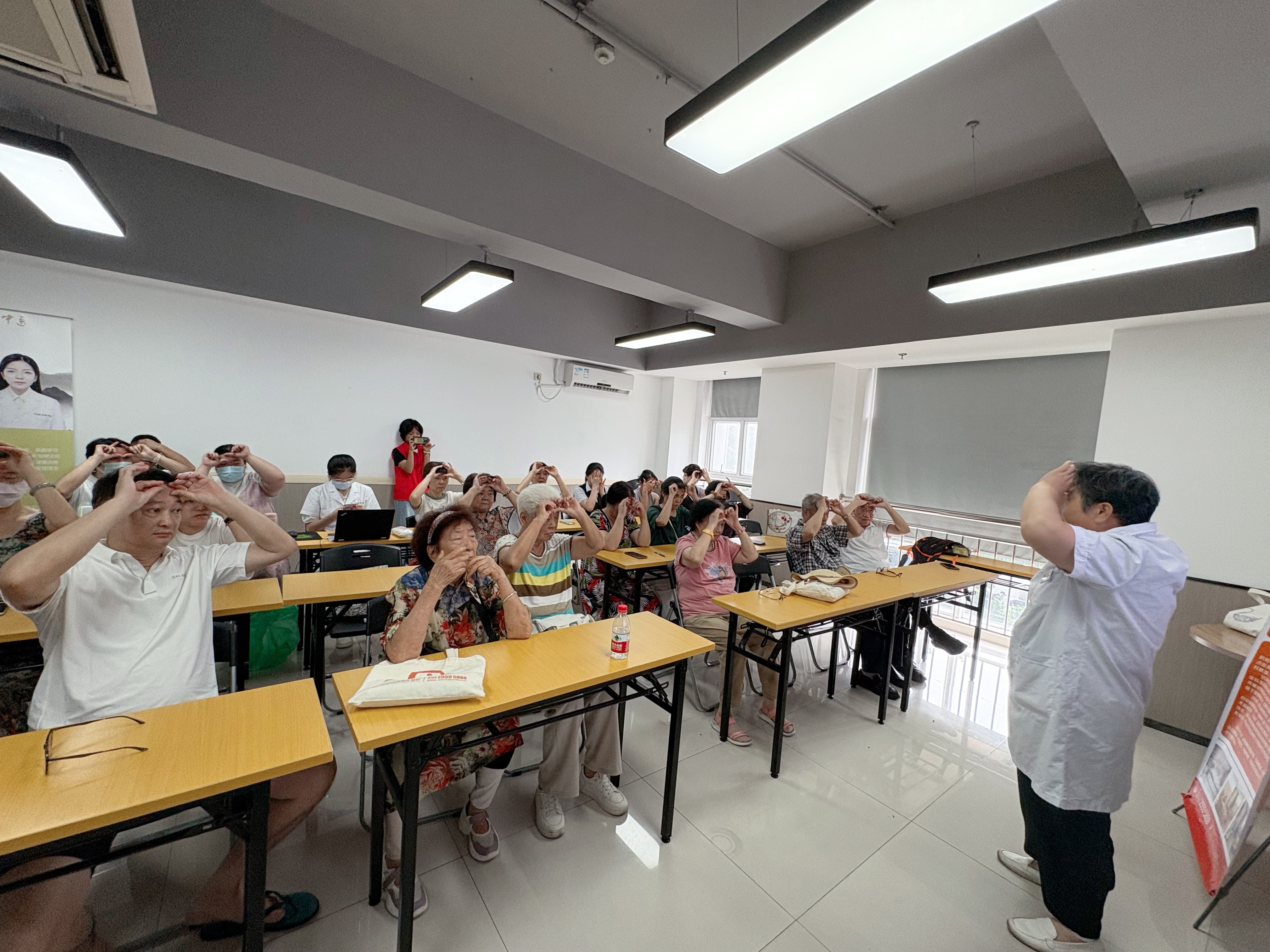 1756087131756.jpg IMG_3352.jpg