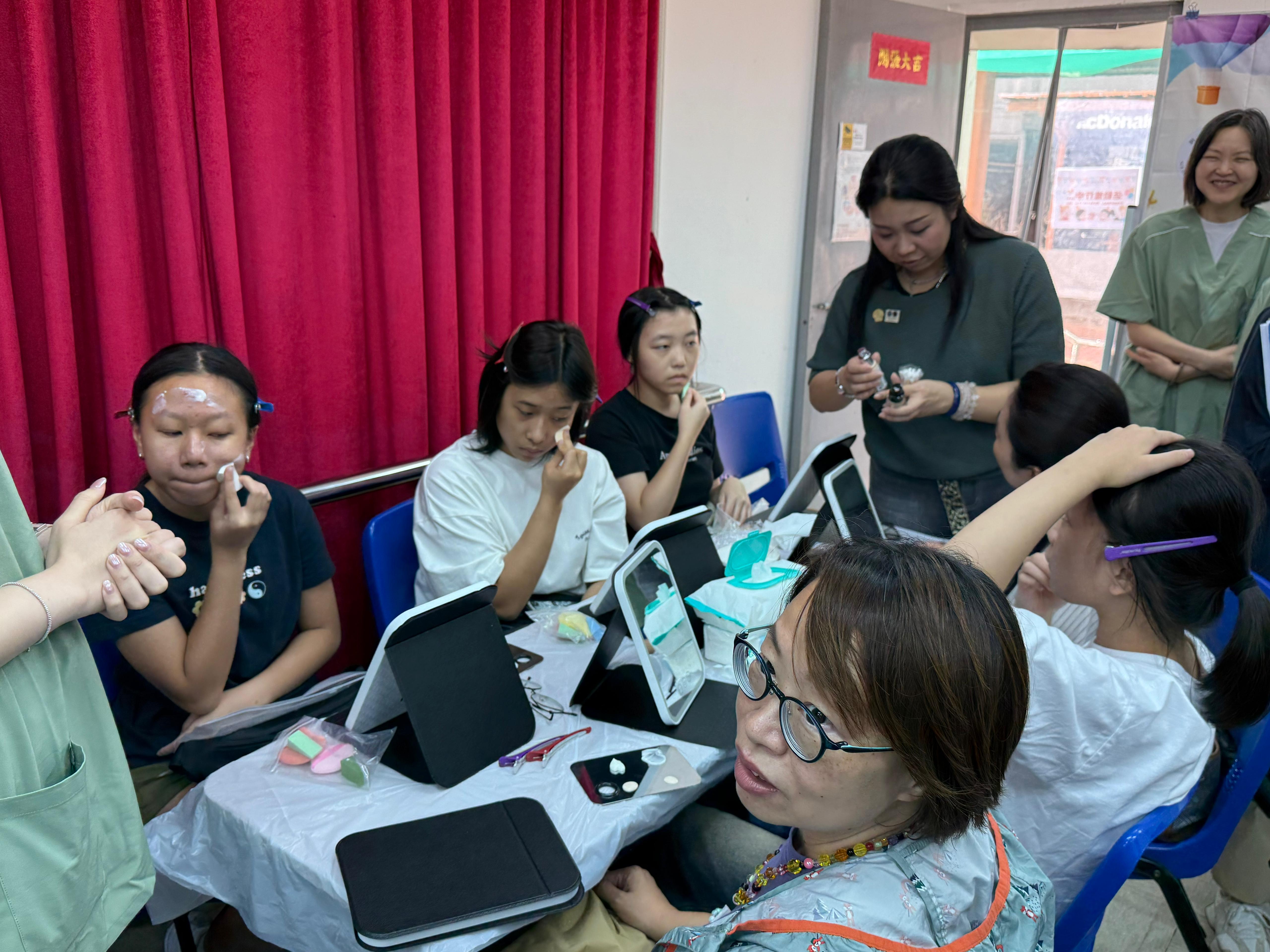 1760423919987.jpg 04829dc8-980a-45ea-9bca-99e54c64ecc6.jpg