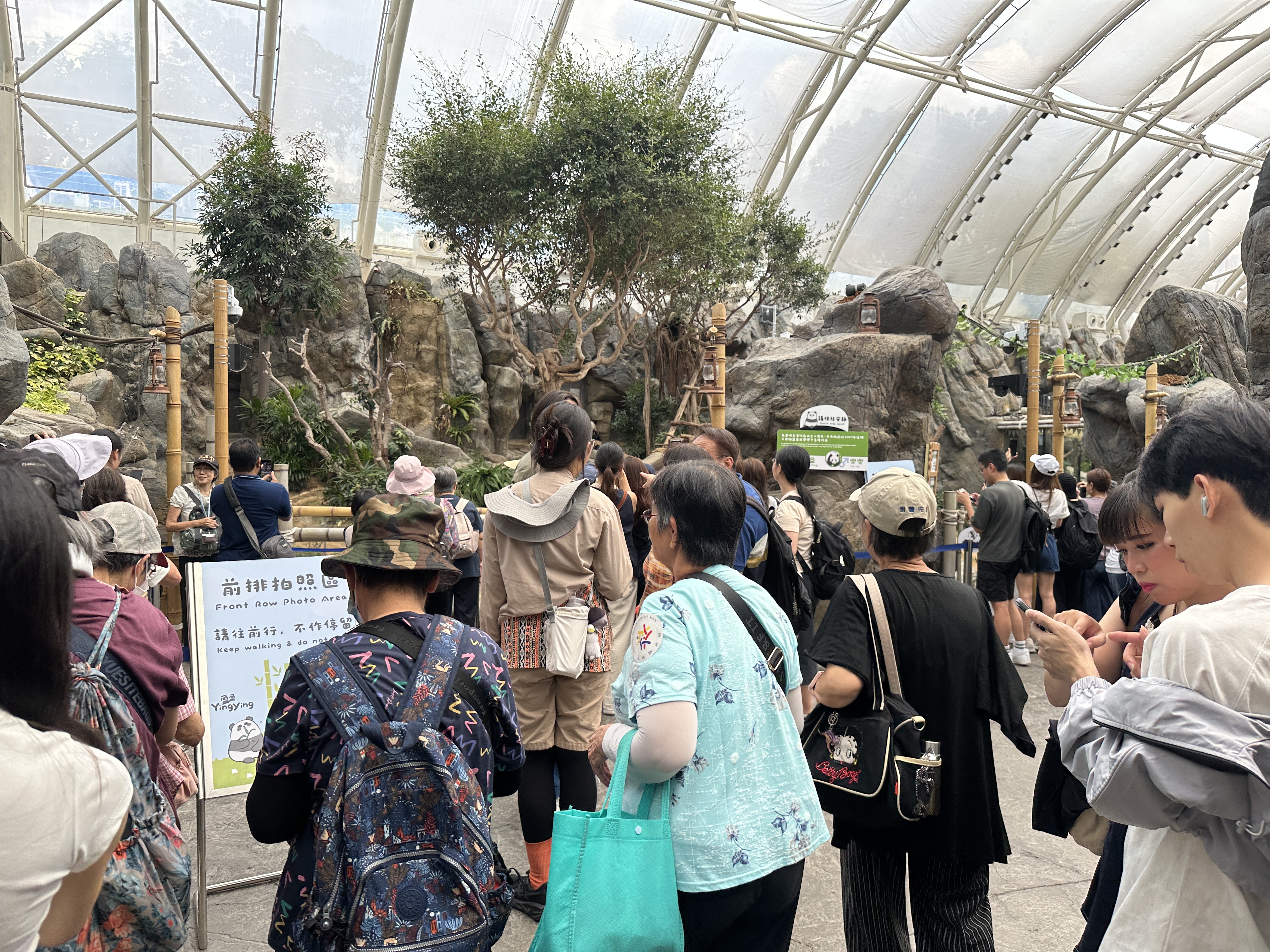 1760432770179.jpg 20250918「友智識」-海洋公園智遊日活動相片(5)-NHA_20250919.jpg